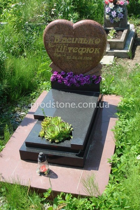 Дитячий пам'ятник №5