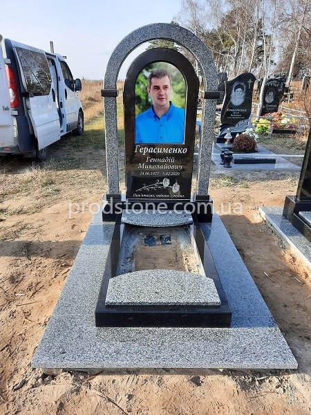 Одинарний пам'ятник №49